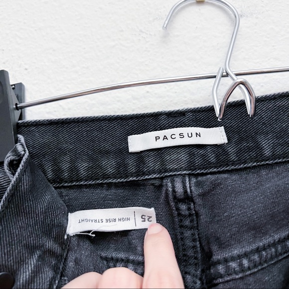 Pacsun High Rise Straight Leg Button Fly Distressed Black Raw Hem Jeans Size 25 - Picture 5 of 11